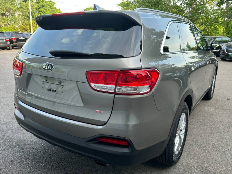 2016 Kia Sorento LX
