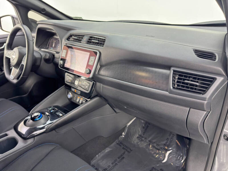 2023 Nissan LEAF SV PLUS