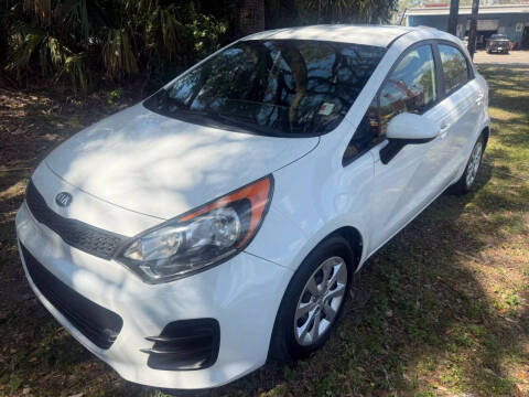 2016 Kia Rio 5-Door LX