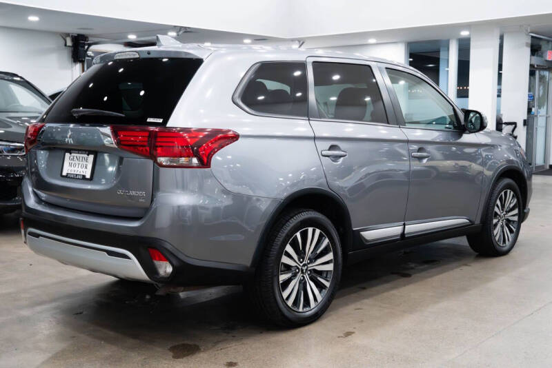 2019 Mitsubishi Outlander SE