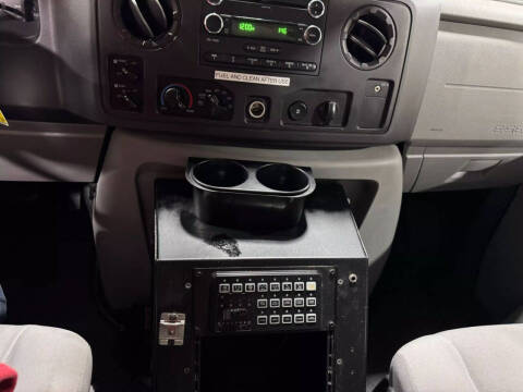 2012 Ford E-Series E-350 SD