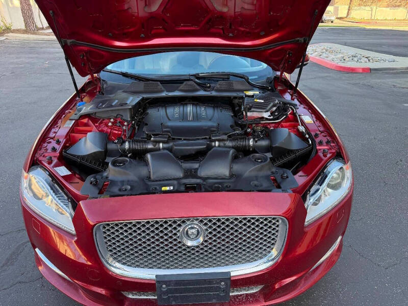 2011 Jaguar XJ