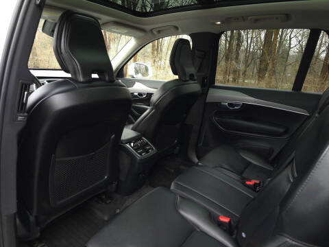 2024 Volvo XC90 B5 Core Bright Theme