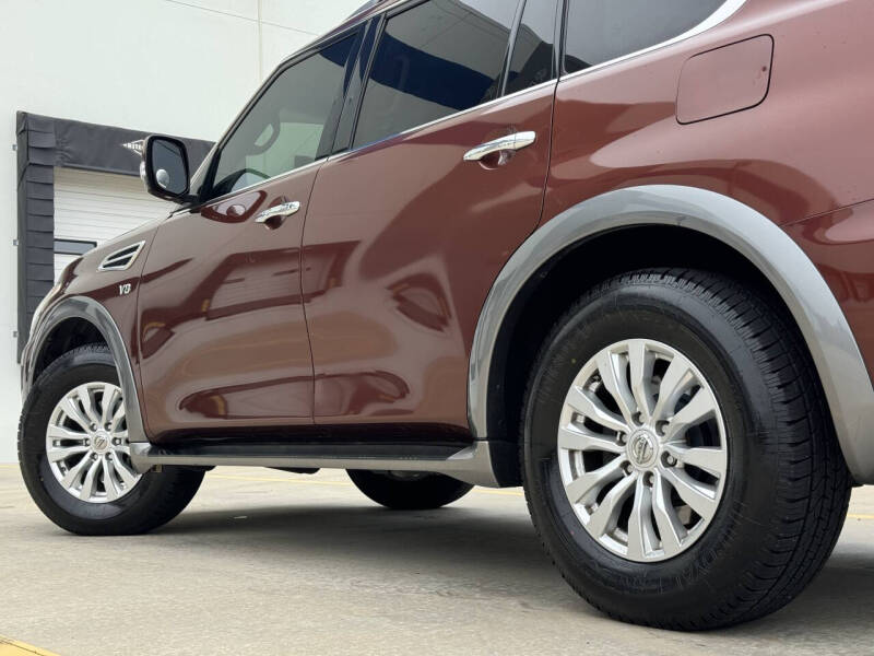 2017 Nissan Armada SV