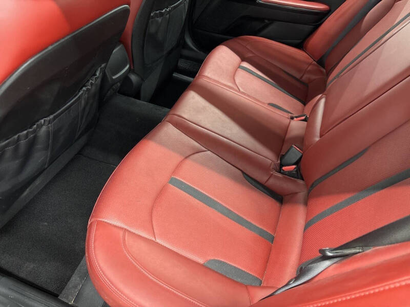2023 Kia K5