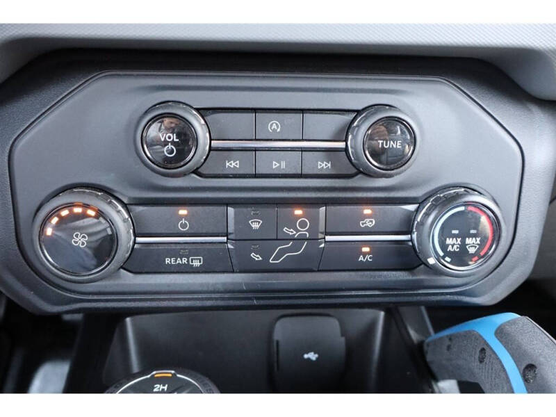 2021 Ford Bronco 2-Door 40