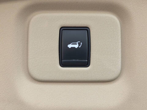 2014 Nissan Pathfinder SL