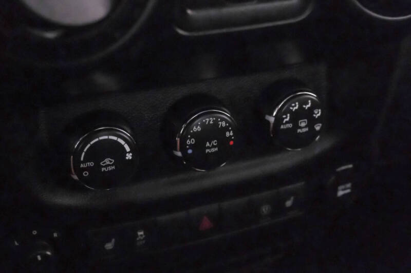 2017 Jeep Wrangler Unlimited Smoky Mountain