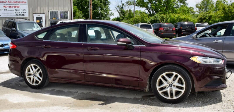 2013 Ford Fusion for sale at PINNACLE ROAD AUTOMOTIVE LLC in Moraine OH