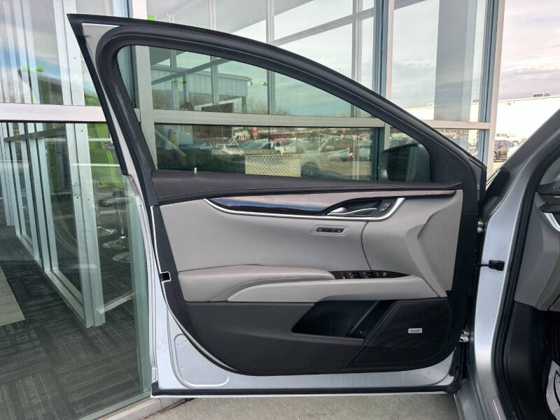 2017 Cadillac XTS Luxury