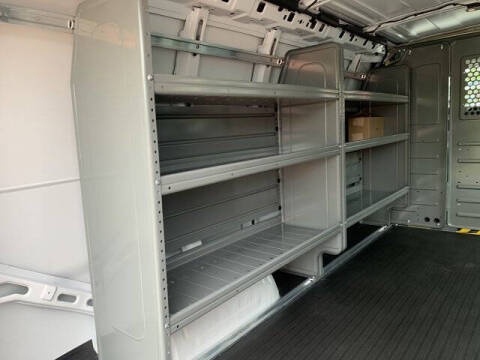 2025 Chevrolet Express 2500