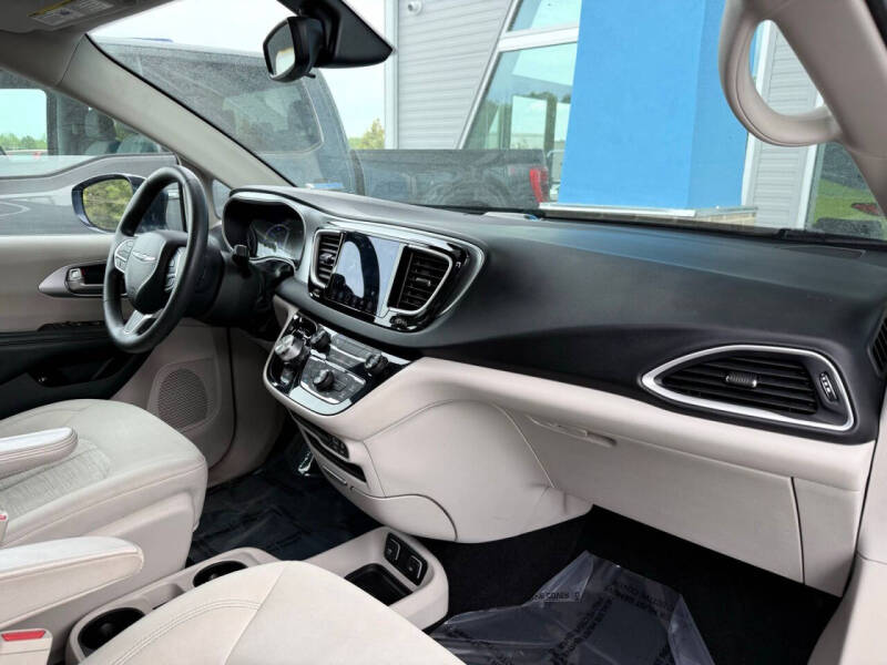 2018 Chrysler Pacifica Hybrid Touring Plus