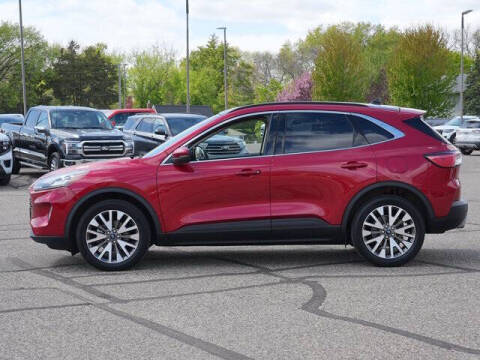 2020 Ford Escape Titanium