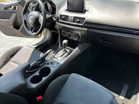 2016 Mazda MAZDA3 i Sport