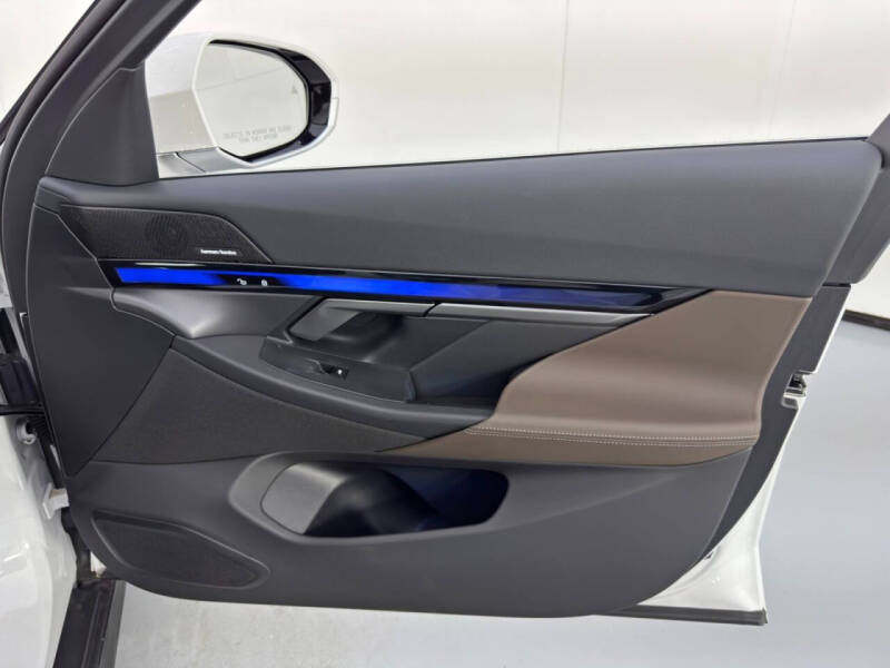 2024 BMW i5 eDrive40