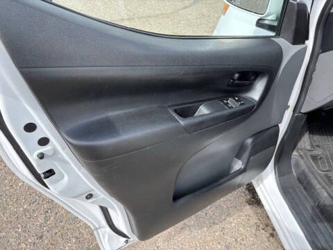 2019 Nissan NV200 SV