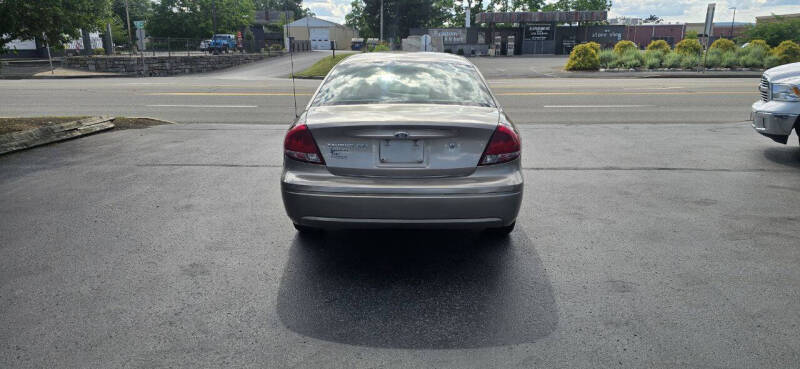 2006 Ford Taurus SEL