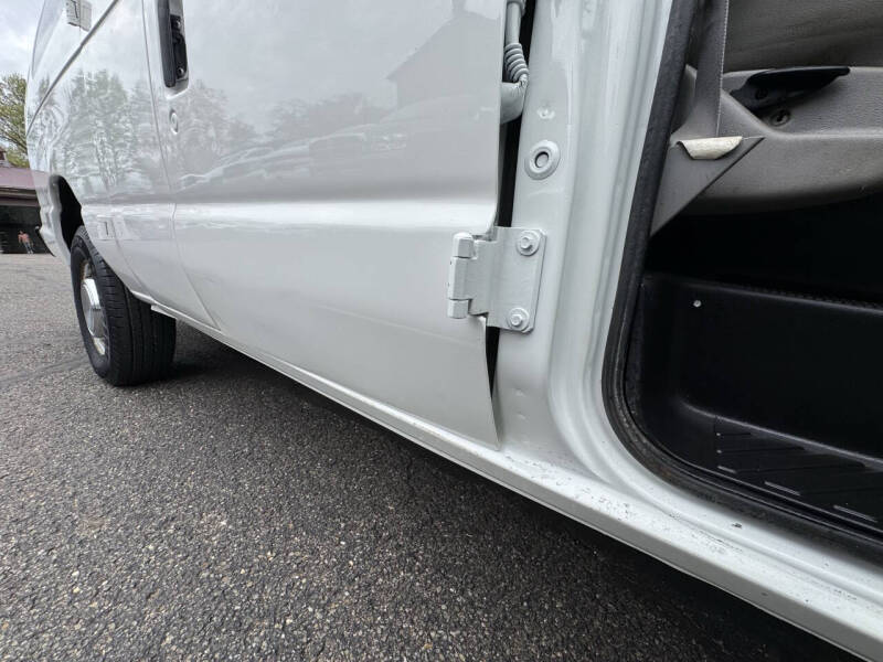 2002 Ford E-Series E-350 SD XLT