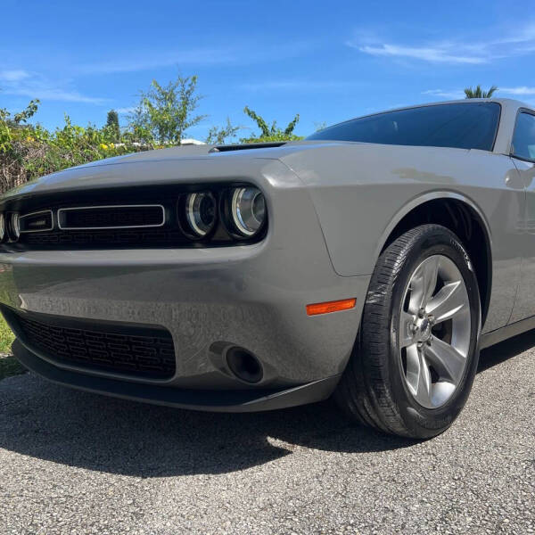 2019 Dodge Challenger SXT