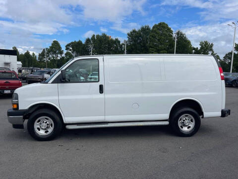 2023 Chevrolet Express 2500