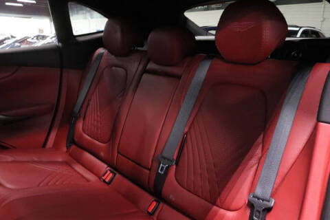 2021 Aston Martin DBX