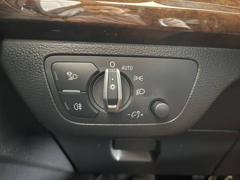 2020 Audi Q5 quattro Premium 45 TFSI