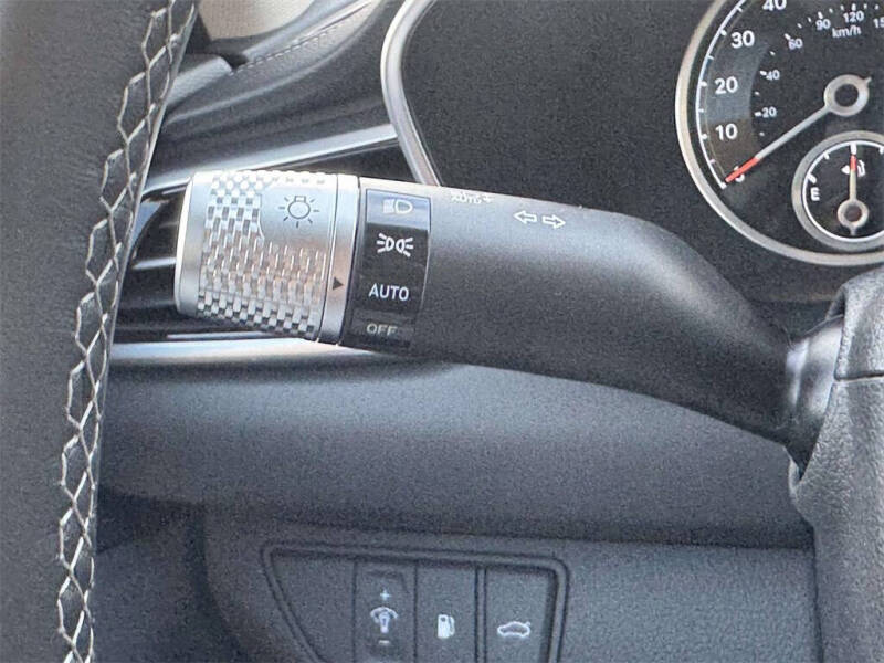 2026 Genesis G70 2.5T Standard