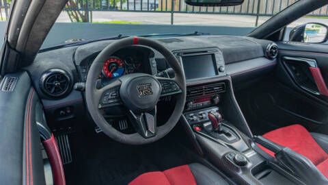 2017 Nissan GT-R NISMO