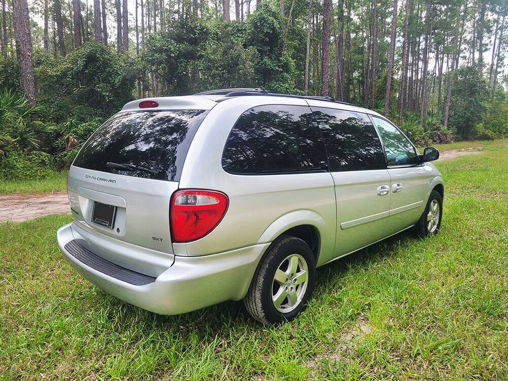 2006 Dodge Grand Caravan for sale at Flagler Auto Center in Bunnell, FL