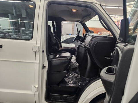 2001 Dodge Ram Van 2500