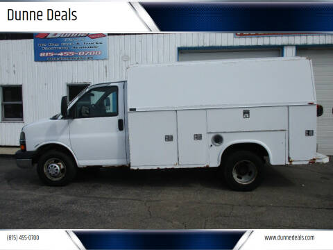 2006 Chevrolet Express for sale at Dunne Deals in Crystal Lake IL