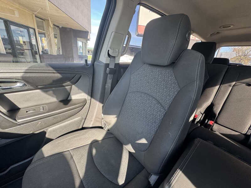 2016 GMC Acadia SLE-1