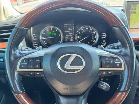 2016 Lexus LX 570