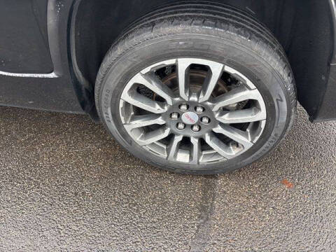 2020 GMC Acadia Denali