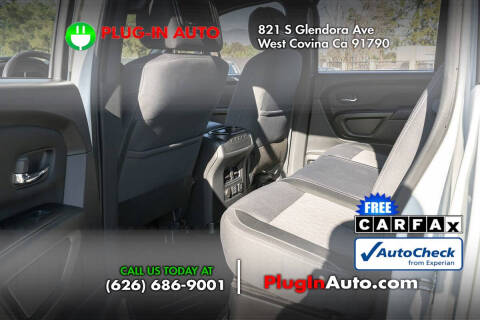 2023 Nissan Titan SV