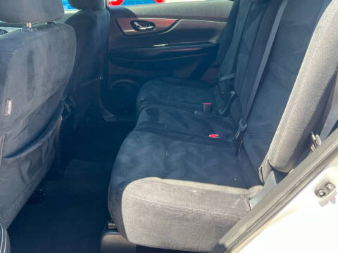 2016 Nissan Rogue SV