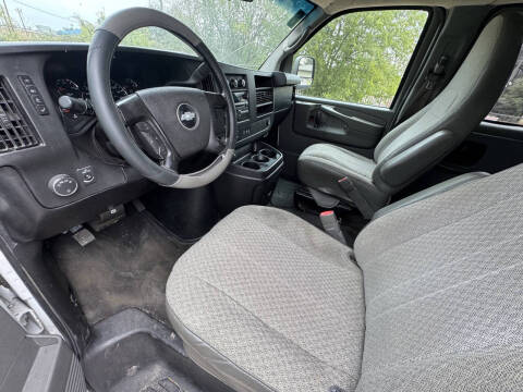 2013 Chevrolet Express LT 3500