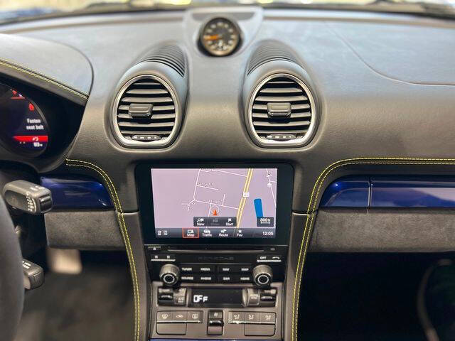 2020 Porsche 718 Cayman GT4