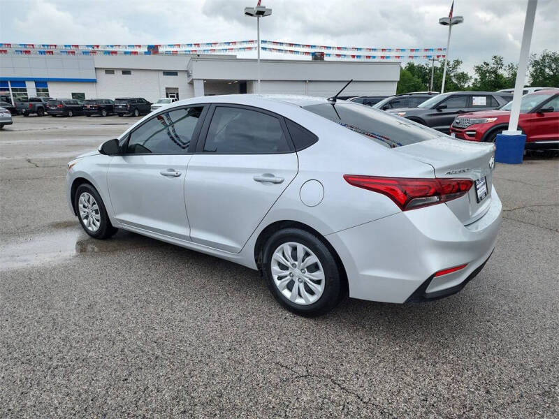 Used 2022 Hyundai Accent SE with VIN 3KPC24A65NE163551 for sale in Claremore, OK