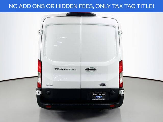 2025 Ford Transit 250