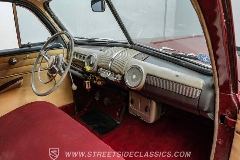 1948 Ford Deluxe