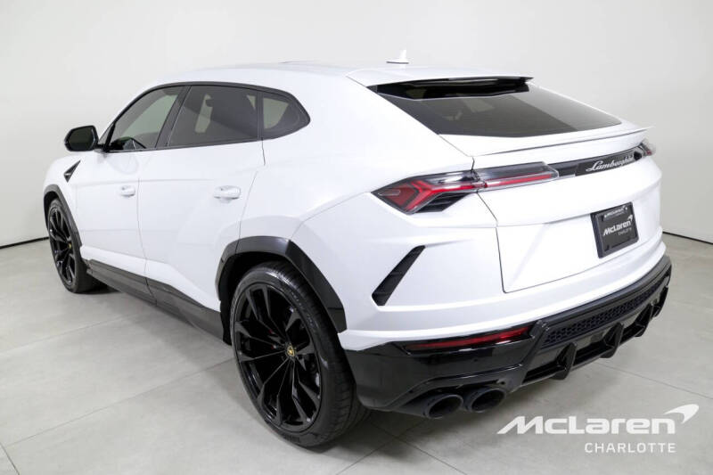 2022 Lamborghini Urus