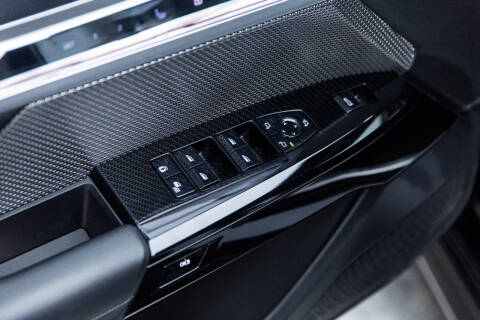 2023 BMW 7 Series 740i