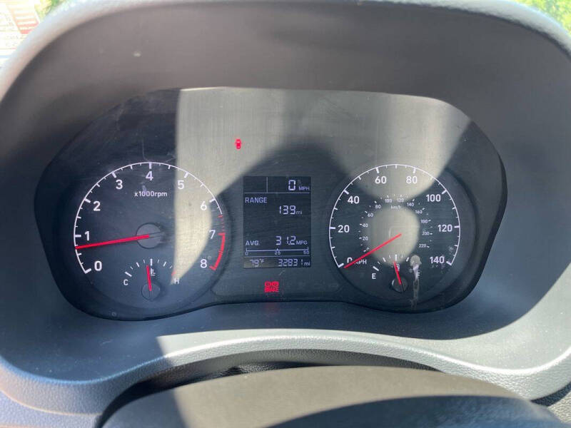 2020 Hyundai Accent SE