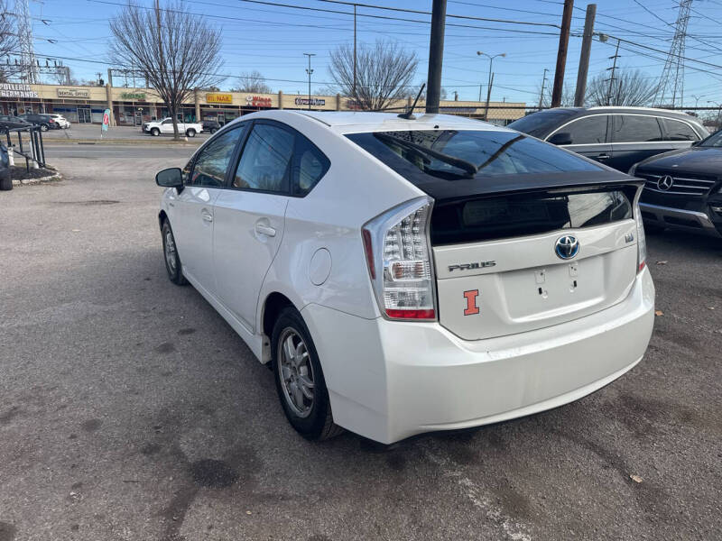 2010 Toyota Prius II
