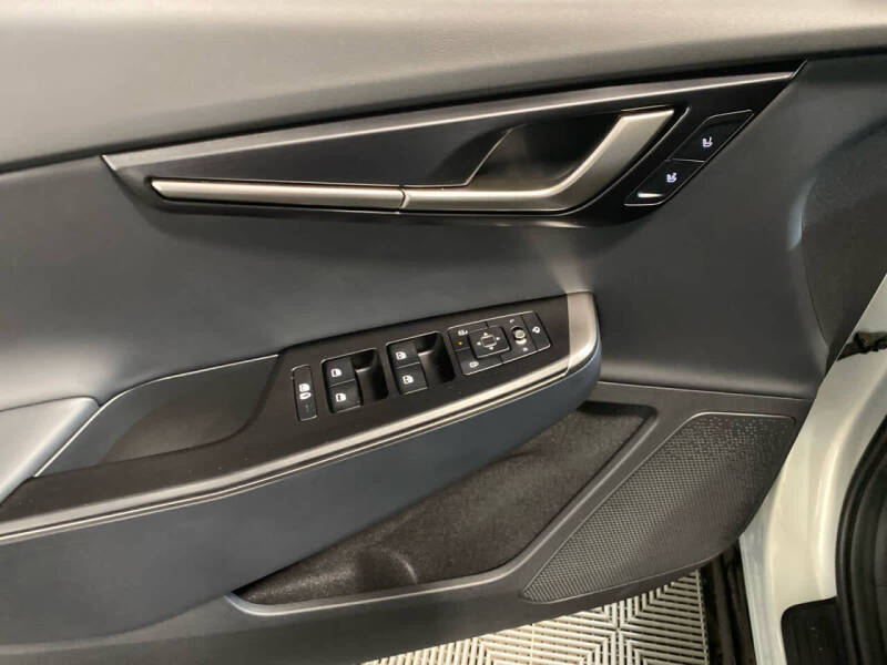 2025 Kia EV6 Wind
