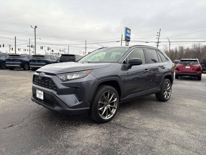 2019 Toyota RAV4 LE