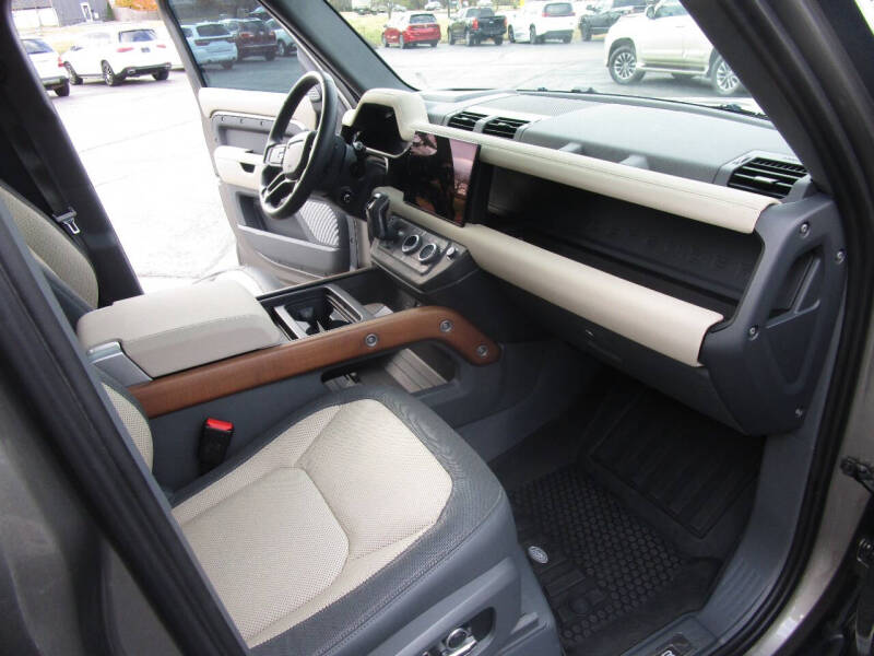 2023 Land Rover Defender 130 X