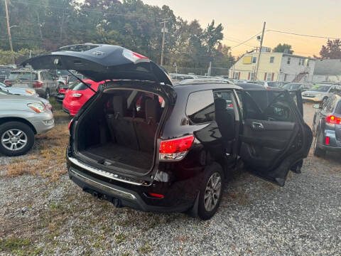 2015 Nissan Pathfinder SV