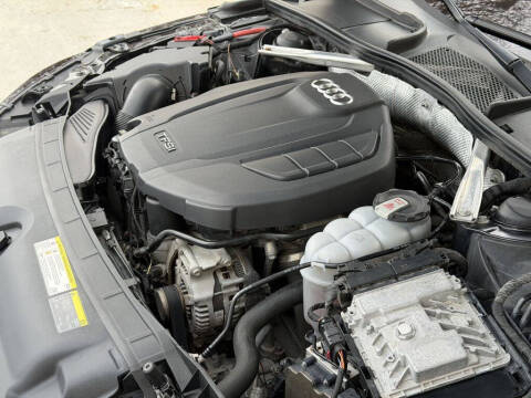 2017 Audi A4 2.0T quattro Premium Plus